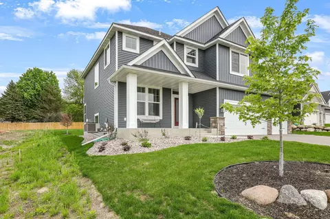 2027 Brookview St, Shakopee, MN 55379