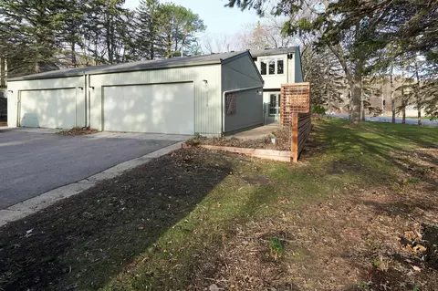 11116 Abbott Ln, Minnetonka, MN 55343
