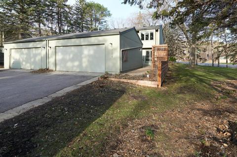 11116 Abbott Ln, Minnetonka, MN 55343