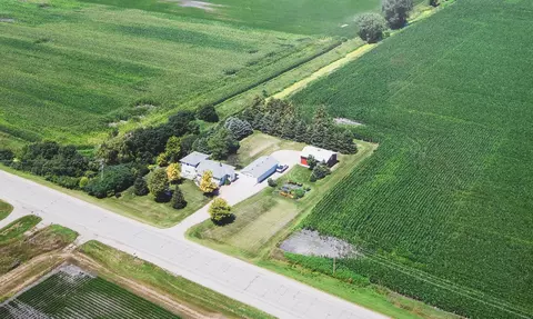 81516 State Highway 251, Hollandale, MN 56045