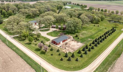 9935 Albers Ave, Dundas, MN 55019