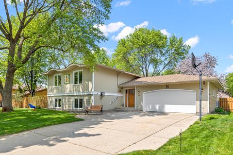 215 E Custer St, Litchfield, MN 55355