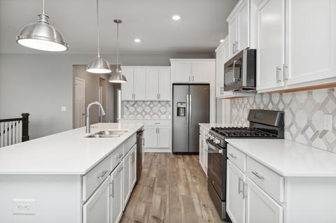 20180 Ginseng Way, Lakeville, MN 55044