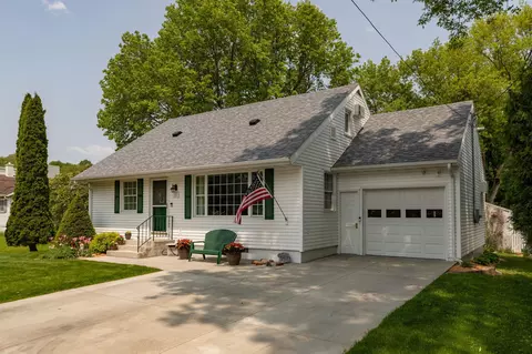111 18th St SE, Rochester, MN 55904