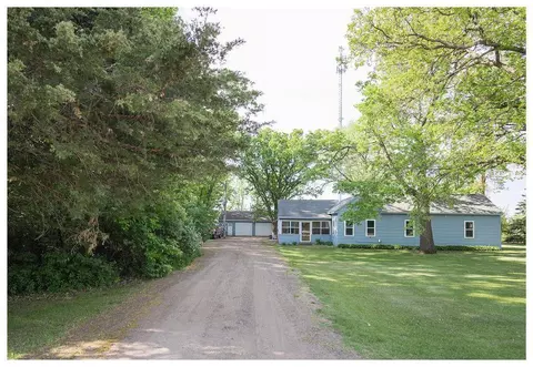 245 W Centre St, Royalton, MN 56373