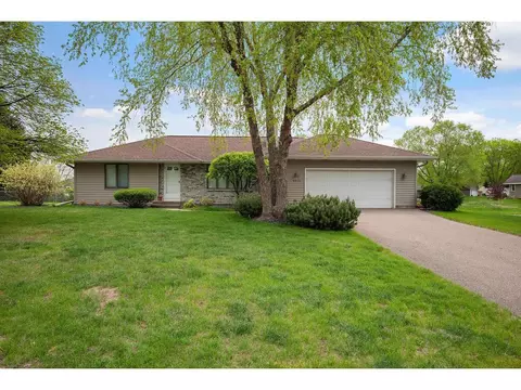4870 Deerwood Ln N, Plymouth, MN 55442