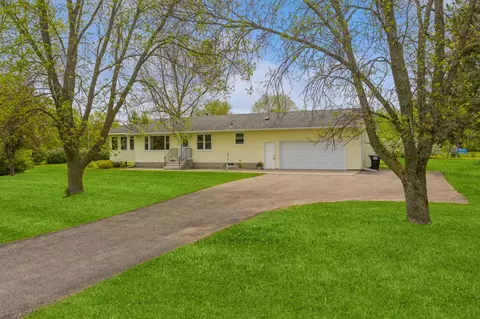 4954 311th Ave NE, Cambridge, MN 55008
