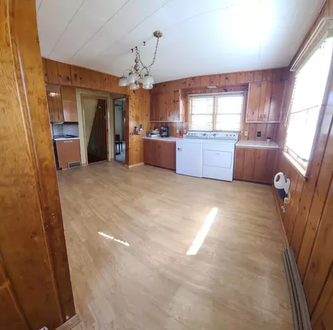 104 E View Rd, Canby, MN 56220 photo 2