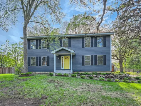 1505 Dunkirk Ln N, Plymouth, MN 55447