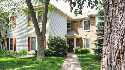 10990 Quebec Ave S #3, Bloomington, MN 55438