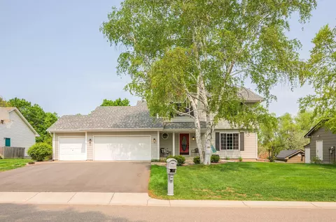 9517 Teakwood Ln N, Maple Grove, MN 55369