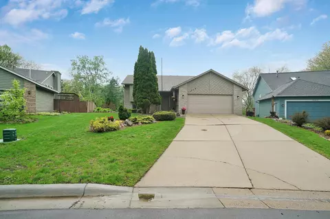14908 Maywood Dr, Burnsville, MN 55306