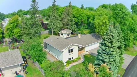 931 N Minnesota St, Warren, MN 56762