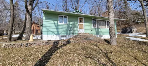 39484 Pebble Trl, Battle Lake, MN 56515