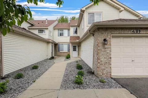 4189 Running Brook Rd, Eagan, MN 55122 photo 2