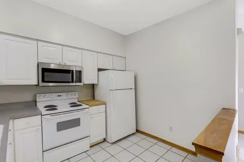 4189 Running Brook Rd, Eagan, MN 55122 photo 6