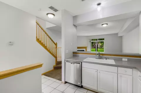 4189 Running Brook Rd, Eagan, MN 55122 photo 11