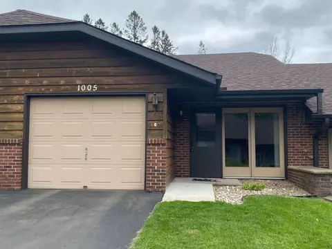 1005 4th St N, Princeton, MN 55371