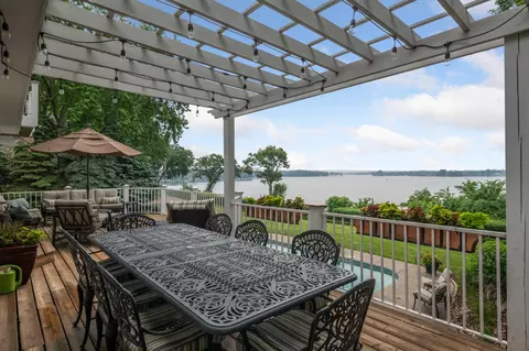 2661 Arcola Ln, Wayzata, MN 55391