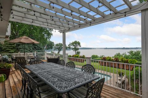 2661 Arcola Ln, Wayzata, MN 55391