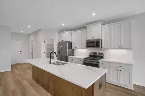 6759 Bluestem Way, Minnetrista, MN 55331