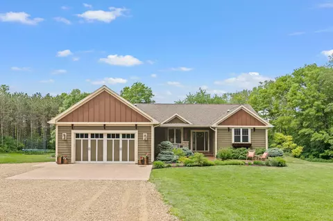 944 193rd St, Baldwin, WI 54002