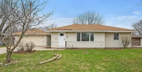 9118 15th Ave S, Bloomington, MN 55425