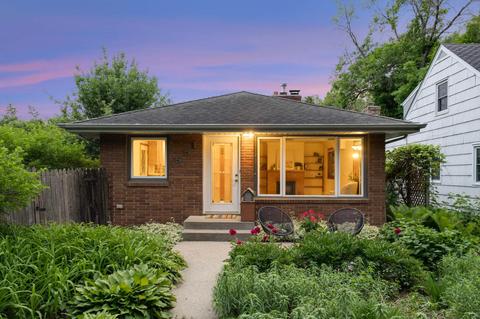 551 Frontenac Pl, Saint Paul, MN 55104