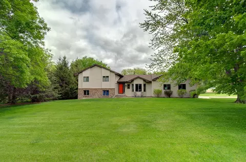 10253 Hall Ave, Northfield, MN 55057