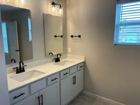 4908 Avery Ct, Eagan, MN 55123 photo 15