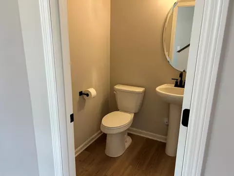 4908 Avery Ct, Eagan, MN 55123 photo 9