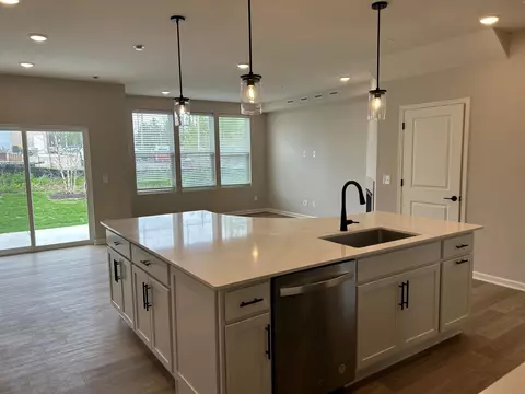 4908 Avery Ct, Eagan, MN 55123 photo 5