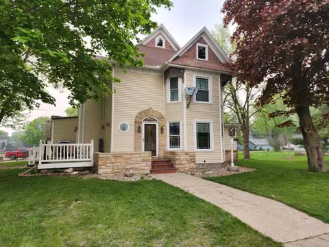 302 E Ciro St, Truman, MN 56088