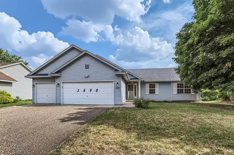 1690 125th Ln NE, Blaine, MN 55449