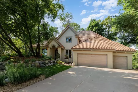 9316 Yukon Ave S, Bloomington, MN 55438