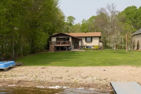 20671 Oakland Beach Rd, Detroit Lakes, MN 56501