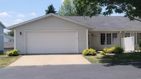 2407 30th Ave NW, Rochester, MN 55901