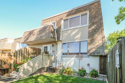 10464 Dupont Rd S, Bloomington, MN 55431