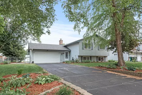 1111 127th Ave NE, Blaine, MN 55434