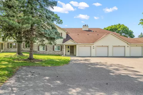 1871 Livingston Ave #D, West Saint Paul, MN 55118