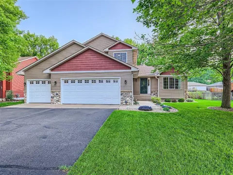 903 118th Ln NE, Blaine, MN 55434
