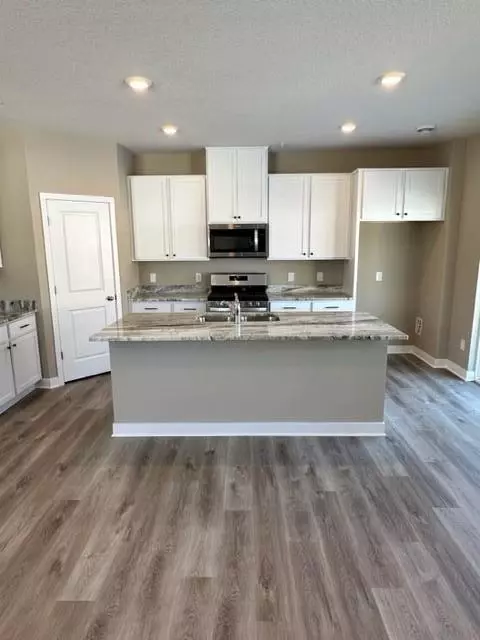 12524 Guadalcanal Cir NE #E, Blaine, MN 55449