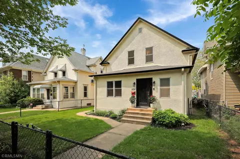 1230 6th St NE, Minneapolis, MN 55413