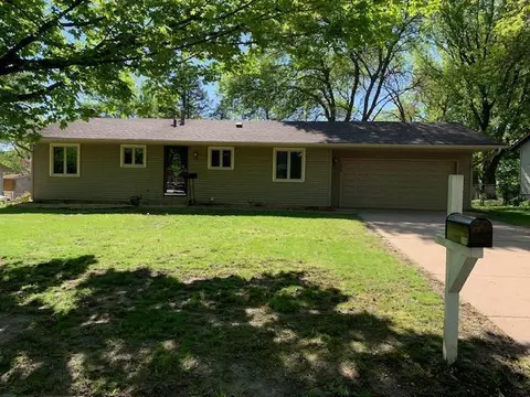 7098 Irvin Ave S, Cottage Grove, MN 55016