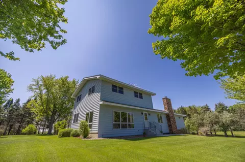 8912 Southridge St SW, Byron, MN 55920