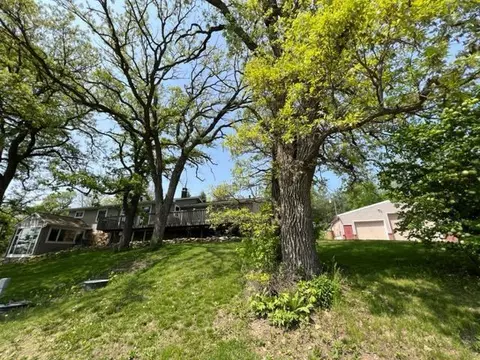 26 Oak Ln, Pine Island, MN 55963