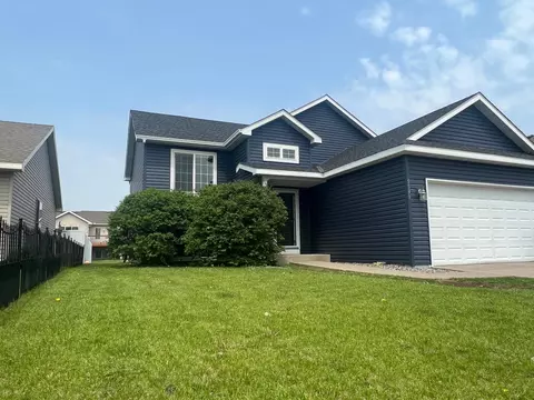 5539 Knollwood Dr, Saint Cloud, MN 56303