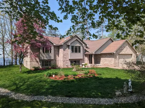 89243 Sturgeon Island Rd, Sturgeon Lake, MN 55783