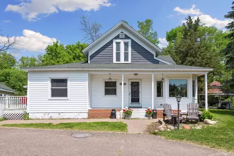 8708 Green Haven Dr, Brooklyn Park, MN 55445