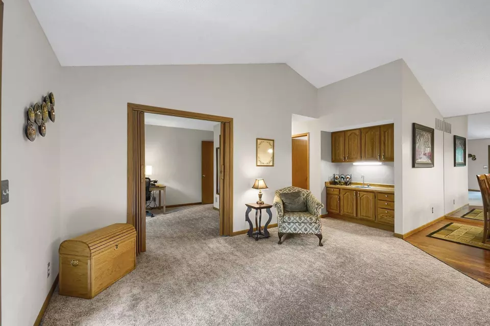  2596 Moundsview Dr #16, Mounds View, MN 55112 photo 7